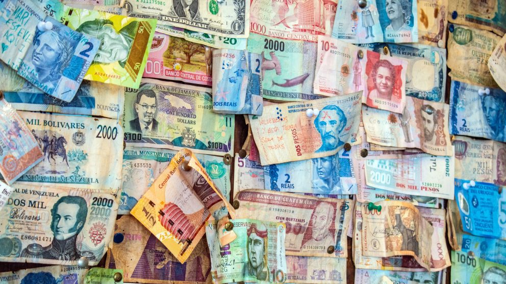 DD Topic Economics min 992 558