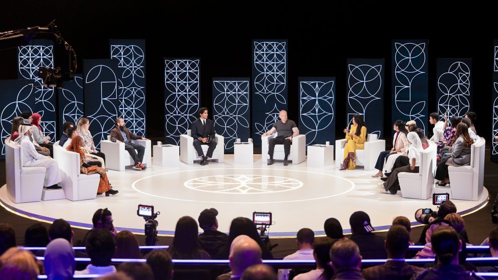 NAVIGATION THUMB TOWN HALL 2 992 558